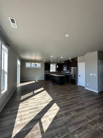 $2,325 / 3br - Stunning 3x2 House for Rent - Quincy! 50% OFF 1st MONTH!! (748Qui) (Quincy)63785407086209121