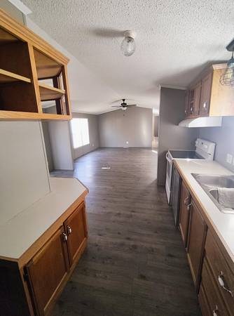$43,900 / 3br - 1216ft2 - Nice three bedroom two bath (Logansport)63982418000258122