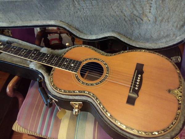 Washburn vintage acoustic guitar 1