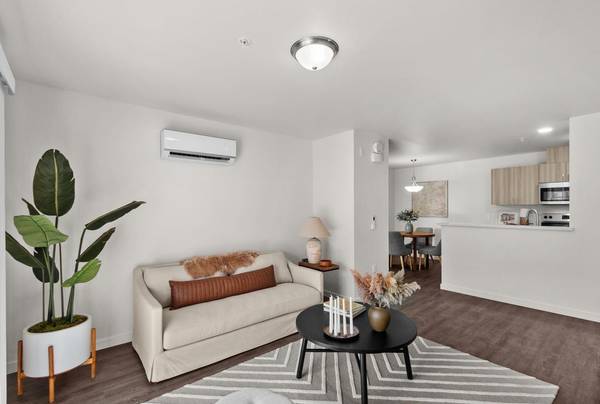 $1,595 / 1hab - 694ft2 - Balcónes privados, Electrodomésticos de acero inoxidable, Piscina, Estación de bicicletas (230 Battelle Blvd.)63674570068099123
