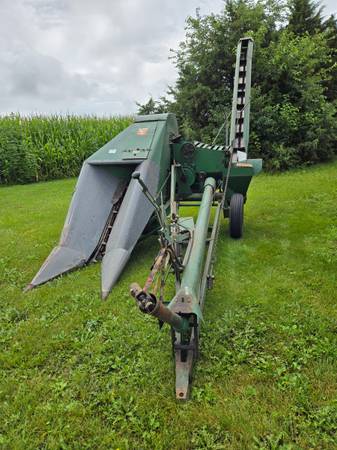 Oliver #5 Corn Picker 1