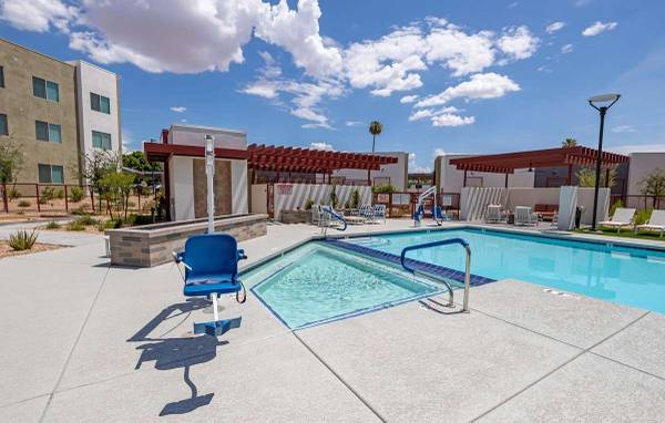 $1,250 / 1br - 675ft2 - This place will feel like home! 1 bed, 1 bath available! 675 Sq Ft! (Mesa)64047540358915121
