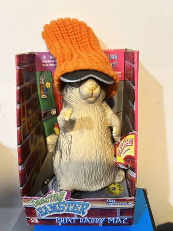2001 Gemmy/ Dancing Hamster 1
