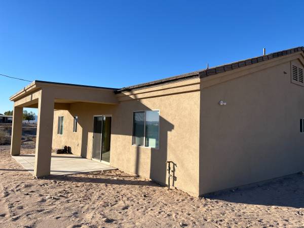 $370,000 / 3br - 1400ft2 - New Home (Topock / Golden Shores)63799567779331124