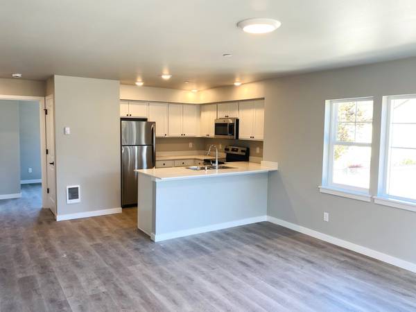 $2,250 / 3br - 985ft2 - 3 Bedroom, 1.5 Bathroom in Barkley Neighborhood! (Bellingham)63920957300099122