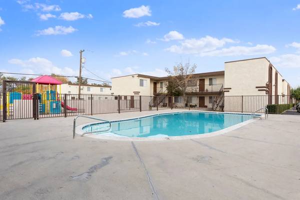 $1,170 / 2br - Mudece HOY!! Su nuebo Hogar!! PRIMER MES GRATIZ!!! ~*~*~*~**~* (Las Vegas)63907026055298121