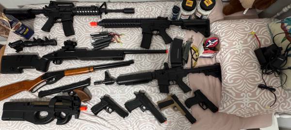 Airsoft, BB, Pellet Guns, Ammo, Batteries, Chargers FOR SALE 1