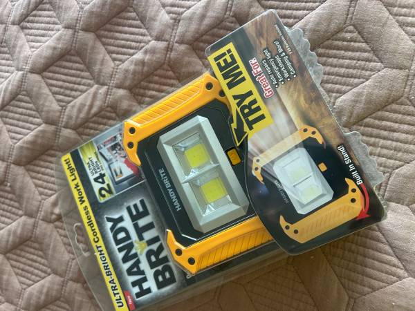 Handy Brite Cordless LED Ultra-Bright Work Light with Magnetic Base 1