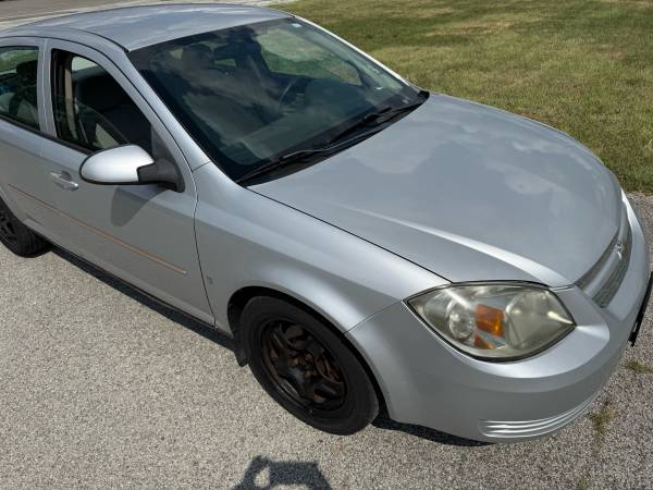 2008 chevy cobalt - $1,950 (Lansing)63616773107073122