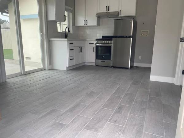 $860 / 1br - NICE 1bd/1bth attached 1-car garage house Close to Gilroy High School (7111 Rosanna St #B Gilroy, CA)63813716100097122