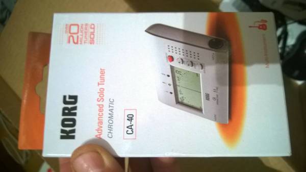 Korg CA-40 Electronic Chromatic Tuner 1