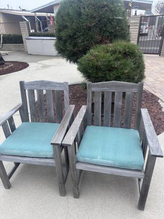 Teak Table and Teak Chairs 1
