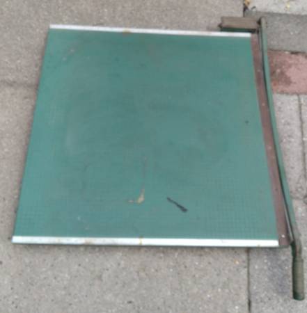 Premier paper Cutter 1