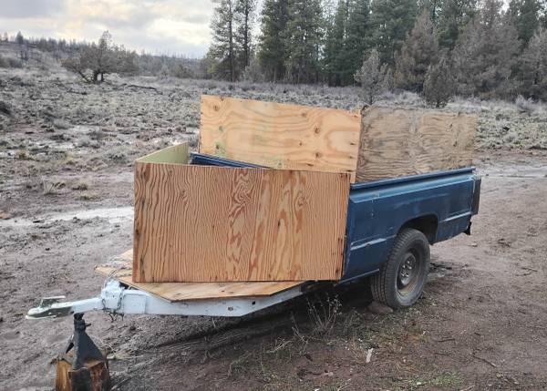 Truck bed utility trailer 1