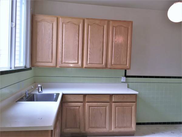 $980 / 2br - 1000ft2 - Quiet, Greenwich/Gough St 2 bd, hwd flr, top floor, bright (marina / cow hollow)63888990590209124