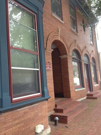 AVAILABLE NICE SPACE 1