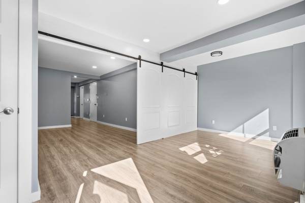 $4700.00 / 1br - 1 dormitorio con lavadora/secadora en la unidad. Adosado en Chelsea privilegiado (Chelsea)63827402426115122