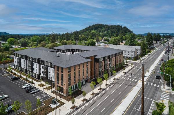$1,139 / 1br - 487ft2 - Playground, Picnic Area, Resident Services (11560 SE Division St, Portland, OR)63831682976513123