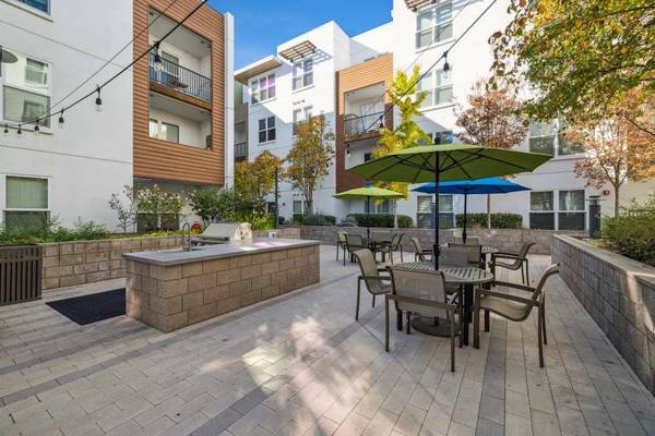 Custom Lighting, Onsite Recycling Center, 1/bd 1