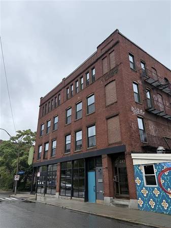 $2,200 / 1hab - 700ft2 - Loft como 1 habitación con calefacción y agua caliente incluidas - ¡1 minuto hasta la línea verde! (Gilman Sq)63655181094275122