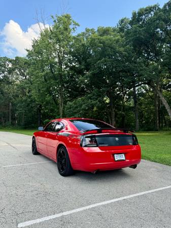 2006 Dodge Charger R/T Daytona Torred Edition - $8,500 (Hickory Hills)63616772779267122