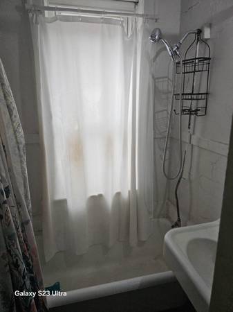 $770 / 450ft2 - Affordable Studio – Historic Building near Grosse Pointe Park (Detroit/Grosse Pointe Park border)64018941548163124