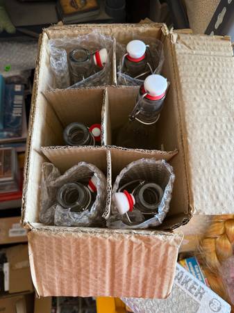 Otis Classic Swing Top Glass Bottles (Set Of 6) 1