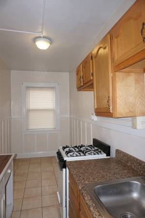 $775 / 400ft2 - 507 E 14th, Estudio en Esquina Superior con Piso de Madera en Elliot Park, Camina al Centro, Se Aceptan Mascotas (Elliot Park, Downtown Minneapolis)63868698637699124