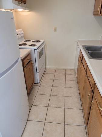 $1,300 / 2br - 900ft2 - Come to a Higher Quality of Living. 1st floor 2 bedroom!! (Cincinnati)63974188479746122