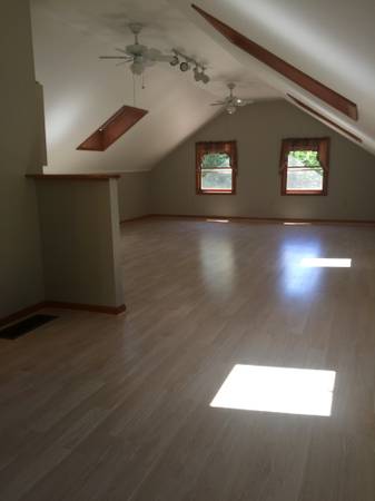 $1,100 / 1br - Studio Apartment available immediately (Westminster West)63784640077315123