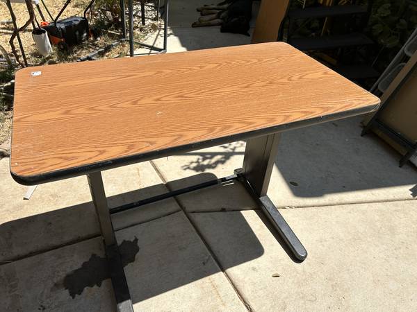 Computer desk......comp 92 1