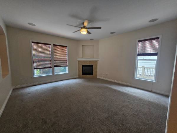 $3,250 / 4br - 2058ft2 - BRADBURN VILLAGE CRAFTSMAN HOME (Westminster)63679424134529123