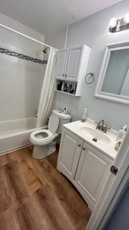 $2,195 / 1br - 720ft2 - Spacious & modern one bedroom//Heat included (Quincy)63699215804931123