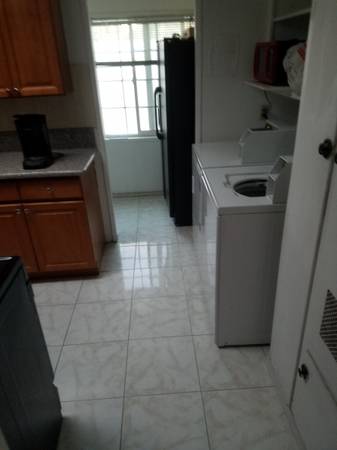 $900 / 1br - 100ft2 - $900 room. Utilities covered. (San Diego)63657209471235123