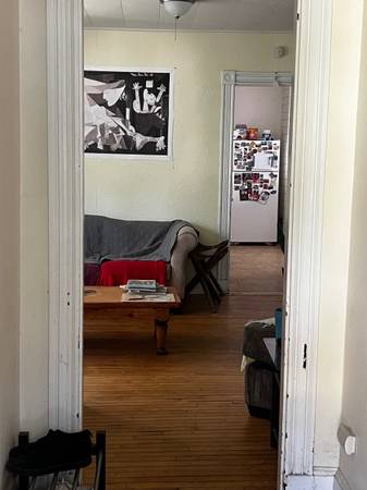 $950 / 1br - $950Room for rent in Medford ( close to tuft 5 block from green line) (Medford)63996546157059122