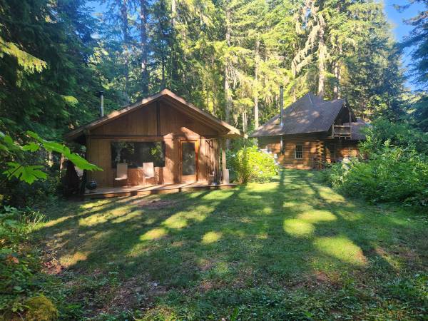 $1,000 / 400ft2 - Studio in the woods- exchange work for reduced rent (Indianola, Kingston, Poulsbo)63808058857347120