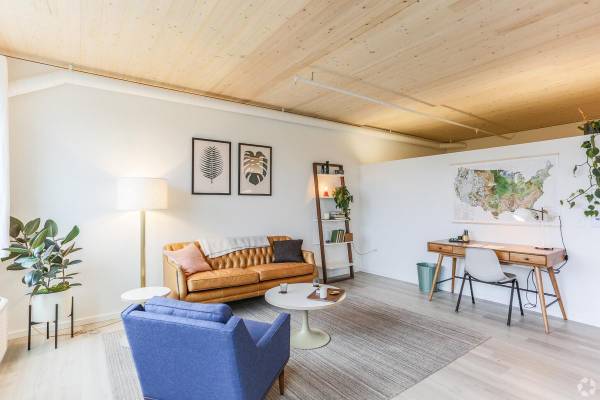 $1,605 / 650ft2 - Above and Beyond Living-Modern Studio In Heart of N Williams (Elliot/Boise)64039058264834120