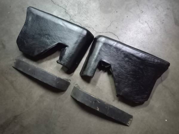 1970 Chevelle/Cutlass rear armrests interior parts GM 1