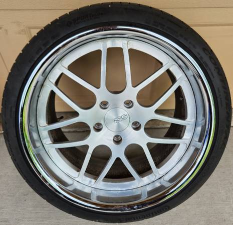 Juego de ruedas forjadas de 3 piezas ISS SPIA de 19" en configuración escalonada + neumáticos - $1.700 (Bellevue)63471357366657123