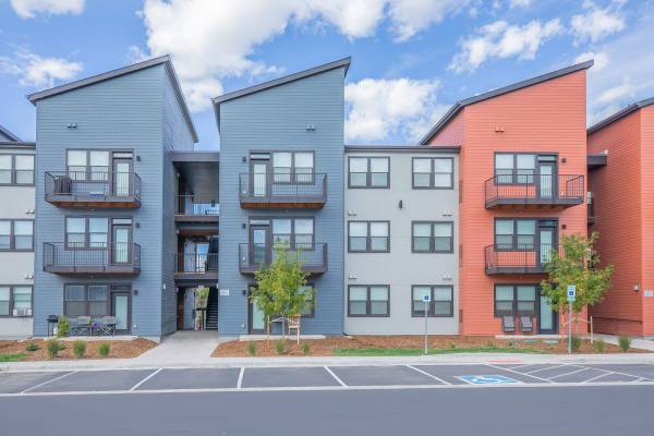 $1,496 / 1br - 577ft2 - Balcony or Patio, Walk-in Closets, Breakfast Bar (9425 Twenty Mile Rd, Parker, CO)63679423394433120