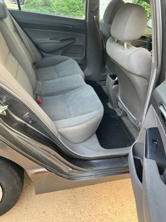 2010 Honda Civic DX - $2,900 (Kingstowne)63616630729089124