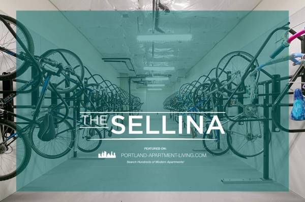 $1,225 / 1br - Modern living with the added convenience of in-unit laundry @ Sellina! (SE Portland, Sellwood, Moreland)63999454414467120