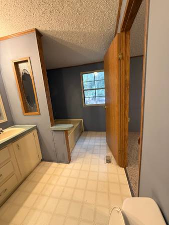 $225,000 / 3br - 016000ft2 - 3 bedrooms, 2 bathrooms and 1/2 acres of land (Washington)64215953267203122