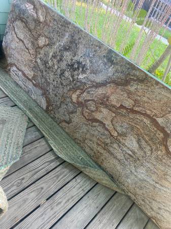 Beautiful granite countertop 1