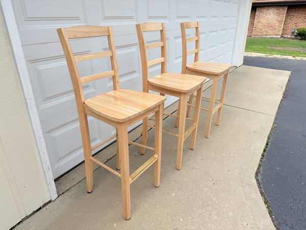 3 Solid wood Bar stools 1