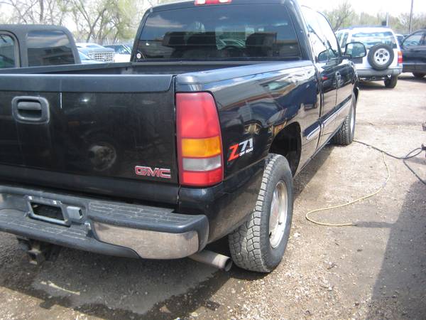 2002 GMC Sierra C/K1500 4Puertas Z71 4X4 - $3,888 (Denver,Colortado)63619821906049124