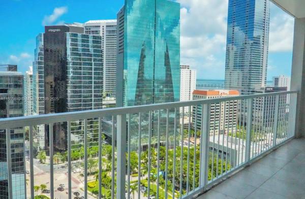 $3,445 / 1br - 838ft2 - Vibrant 1bd City-View Condo at Vue at Brickell (Miami)64051003949185120