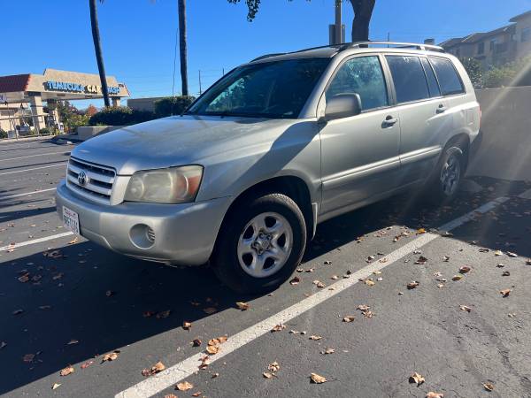 2004 Toyota Highlander 1
