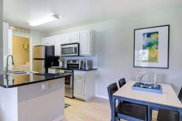 $1,970 / 2br - 1019ft2 - Individual Washer & Dryer, Sleek White Custom Kitchen Cabinetry (2700 w powell blvd)63672654283651120