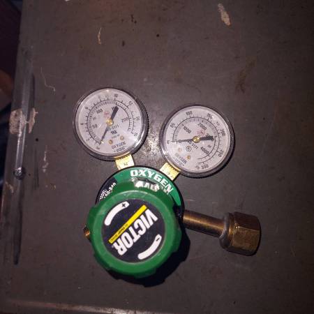 Oxygen/ Acetylene guages 1